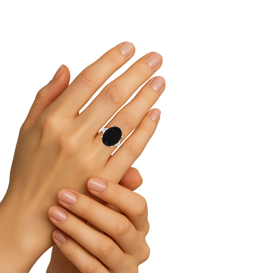 Black Spinel Ring with White Diamond in 18Kt White Gold 9.90cts