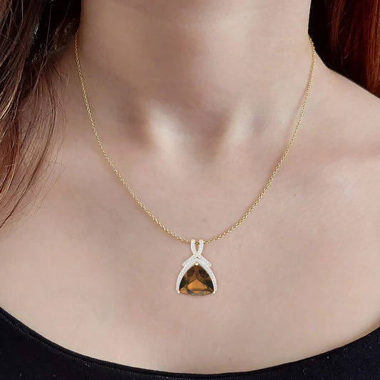 Smokey Quartz Pendant with White Diamond in 18Kt Gold 11.12cts