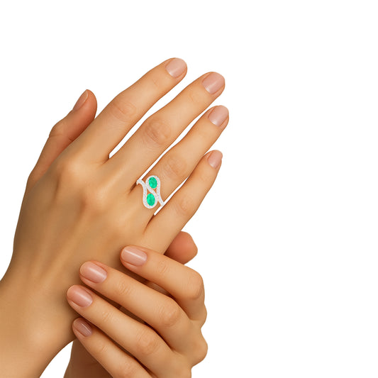 Zambian Emerald Ring with White Diamond in 18Kt Gold 1.44cts