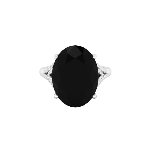 Black Spinel Ring with White Diamond in 18Kt White Gold 9.90cts
