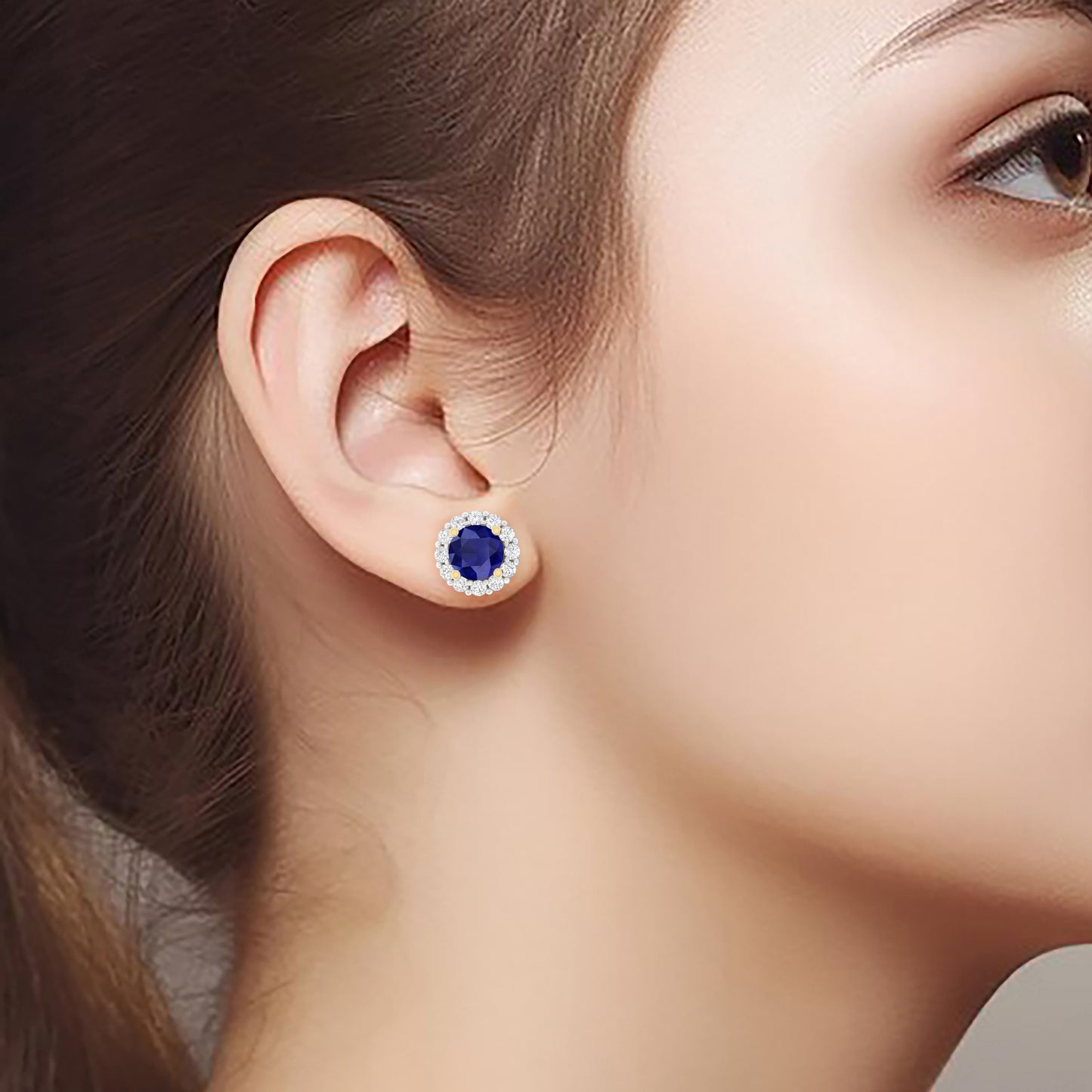 Glass-Filled Sapphire Earrings with White Diamond in 18Kt Gold 1.74cts